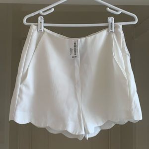 NWT South Moon Under / Very J White Scallop Shorts